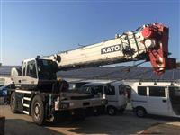 Giá Thuê Cẩu Kato 25 Tấn Mới Nhất | Báo Giá Nhanh – Xe Sẵn